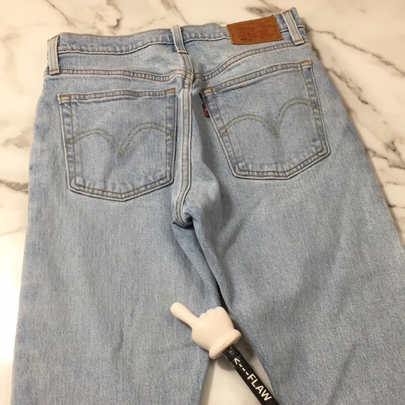 3/$20 Levi’s 501 Skinny Mom Jeans Womens 25x28 Light Wash Button Fly Premium - Picture 9 of 16